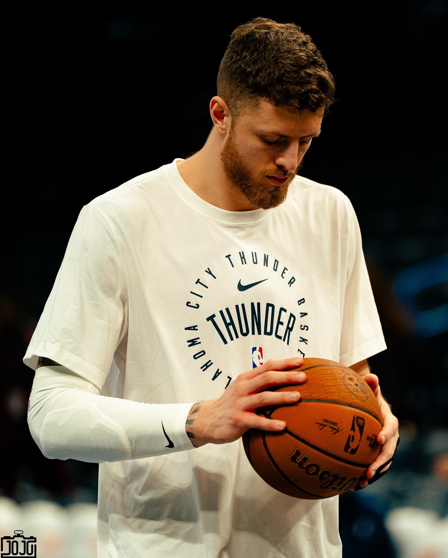 国际比赛日俄克拉荷马雷霆备战德甲，单刀错失细节曝光，目标明确，资深球员宣示担当的简单介绍