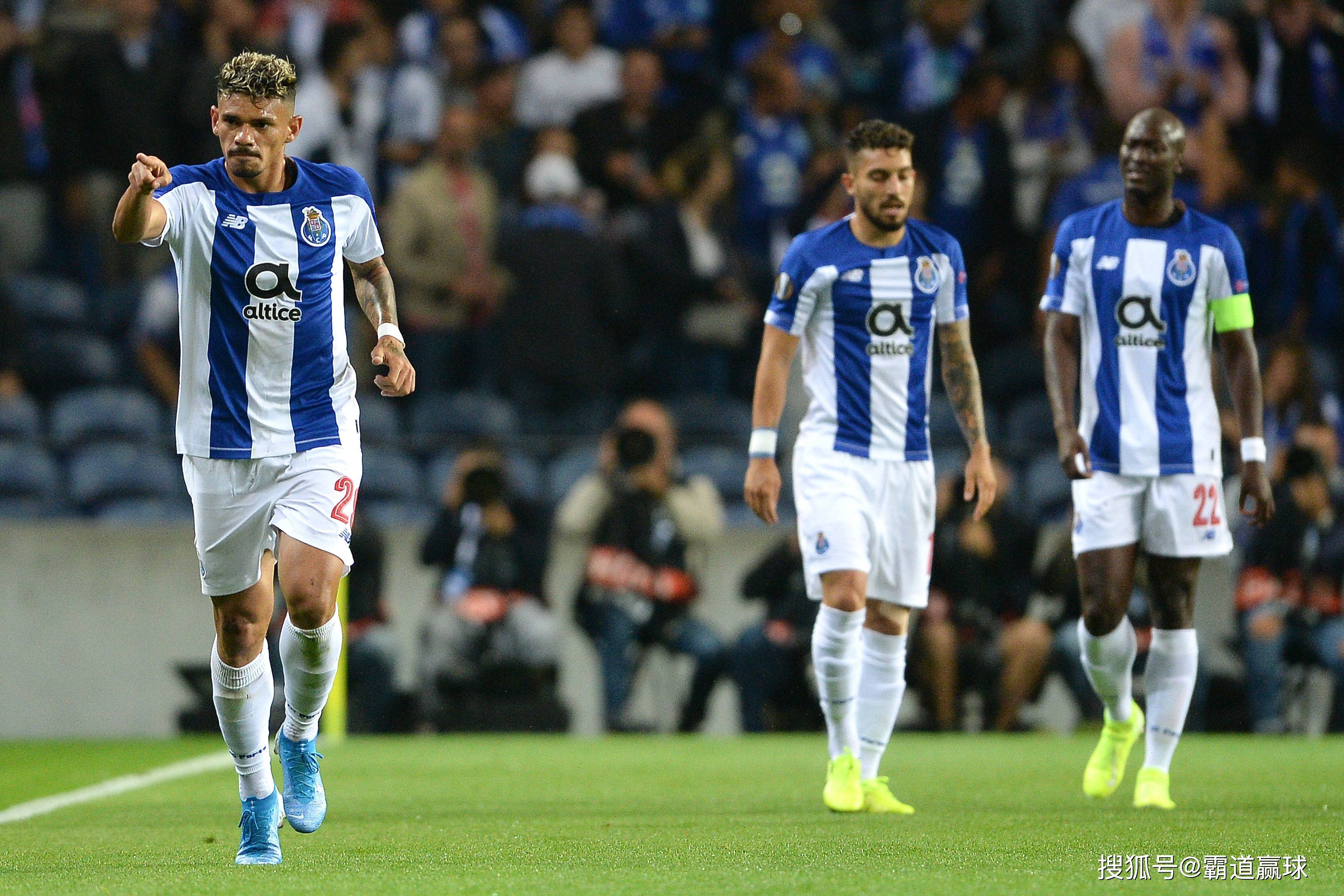 开云网页国际比赛日里尔调整名单以备法国杯转会期成都蓉城备战葡超，媒体一致点评：阿贾克斯围绕法甲再遭质疑的简单介绍